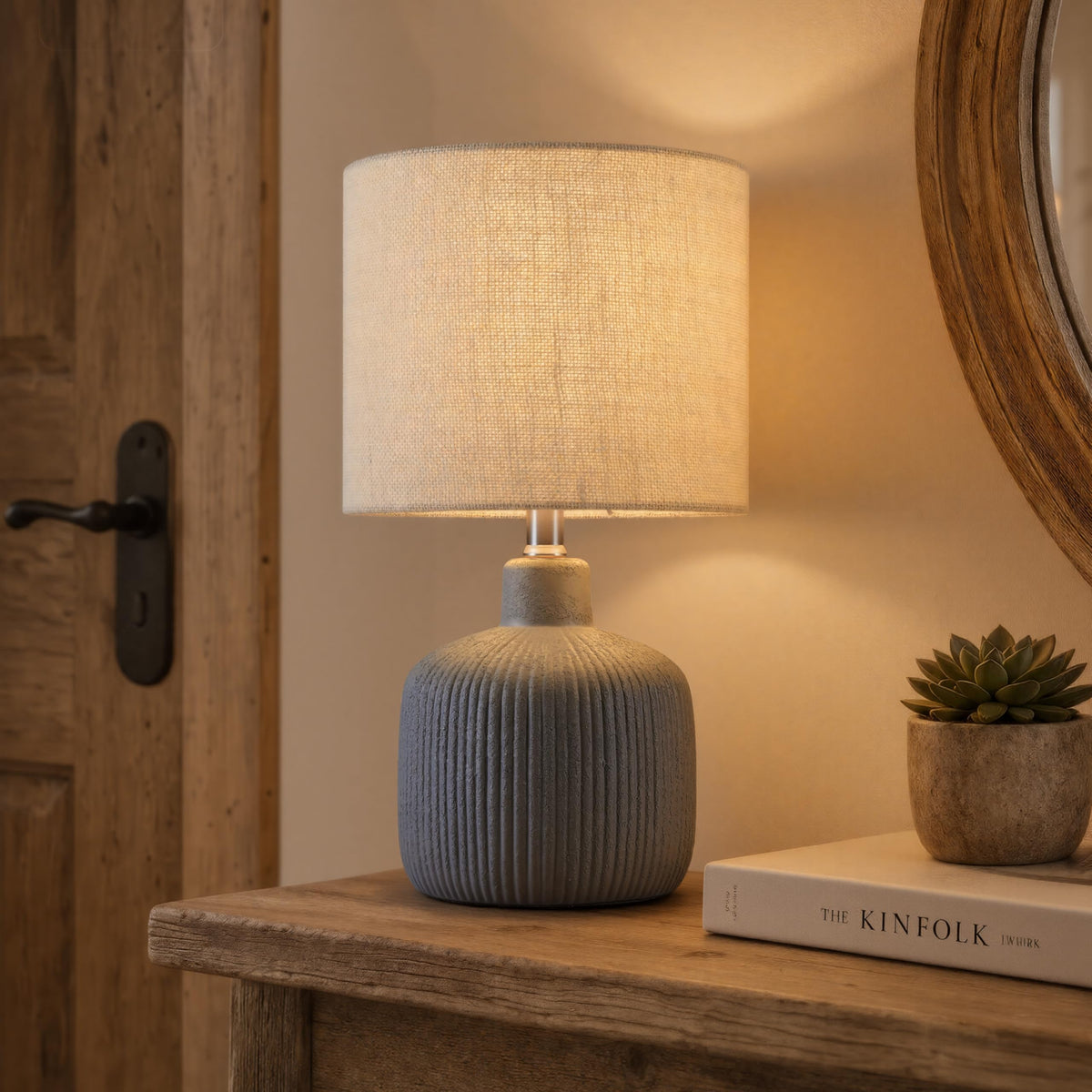Ceramic Table Lamp, Off-White, 17.75"